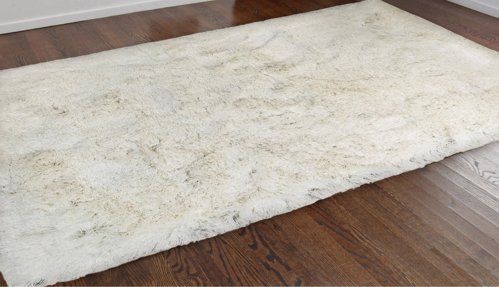Trans Ocean Paradise Solid White Area Rug by Liora Manne  Feature