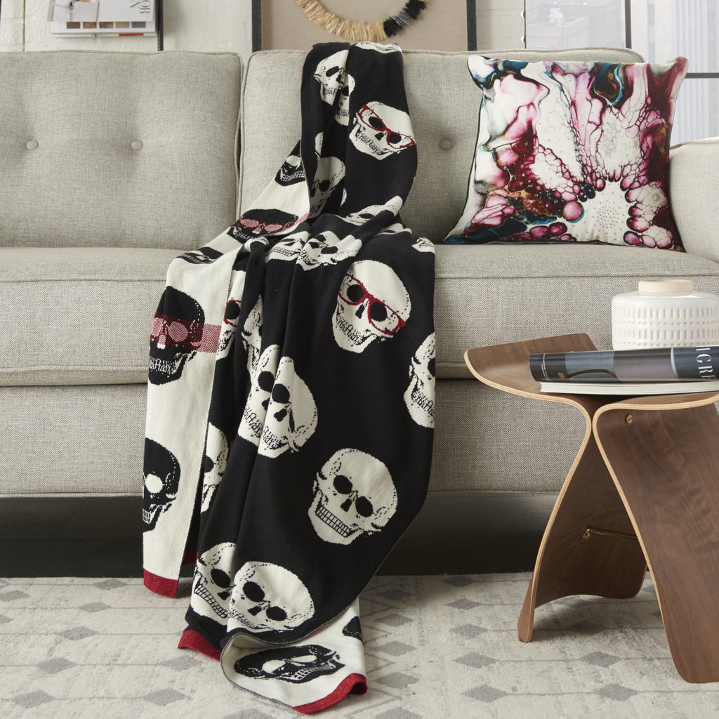 Nourison Trendy Hip New-age Skull With Glasses Black/White Throw by Mina Victory  Feature