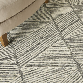 Nourison Vail VAI01 Grey/White Area Rug