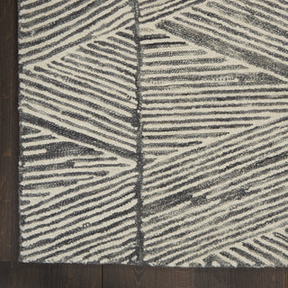 Nourison Vail VAI01 Grey/White Area Rug