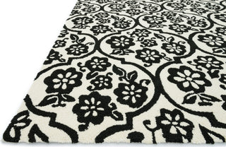 Loloi Venice Beach VB-15 Ivory / Black Area Rug Corner Shot