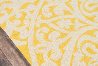 Momeni Veranda VR-57 Gold Area Rug Closeup