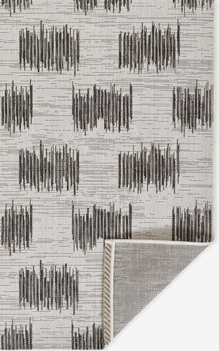 Momeni Villa VI-12 Ivory Area Rug by Novogratz Close up