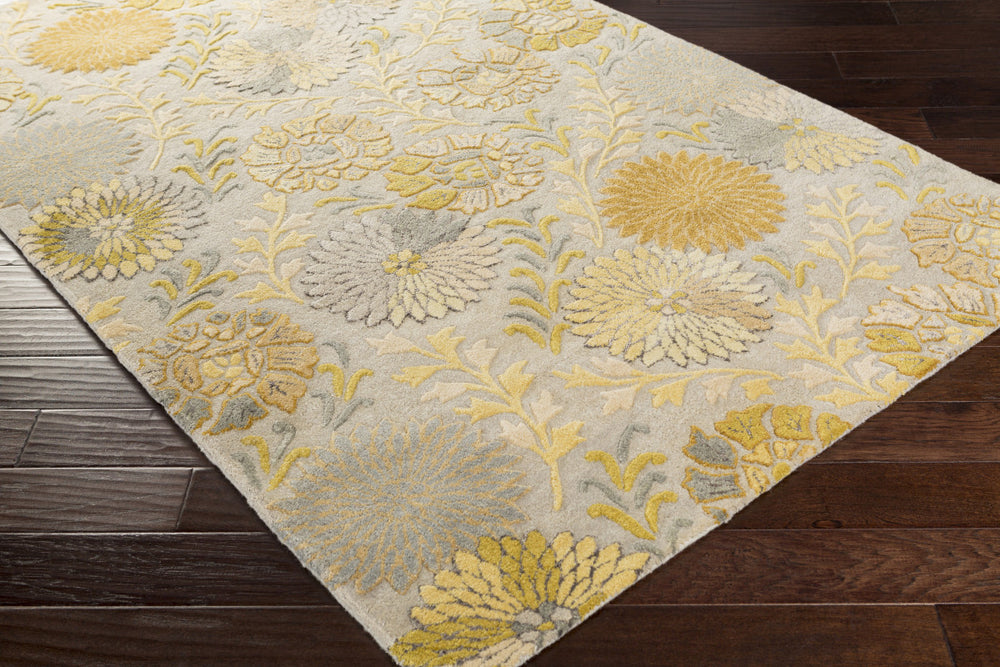 Surya Vintage VTG-5239 Area Rug 5x8 Corner Feature