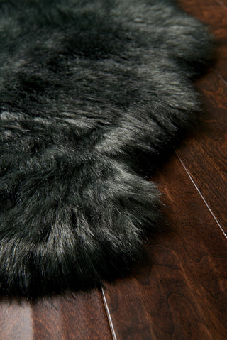 Loloi Yukon Shag YU-01 Charcoal/Black Area Rug Corner Image