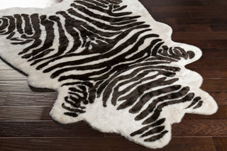 Artistic Weavers Zadie Zebra ZAD6251 Area Rug Corner Shot Feature