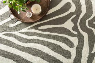 Loloi Zadie ZD-01 Grey/White Area Rug Close up